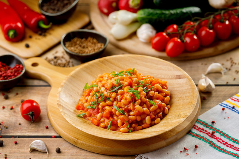 Fasole în Sos de Roșii