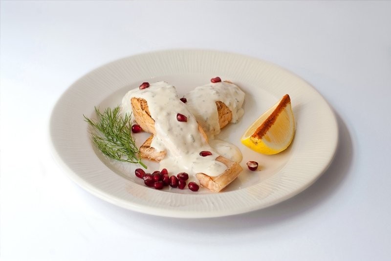 Somon în sos de cașcaval Roquefort